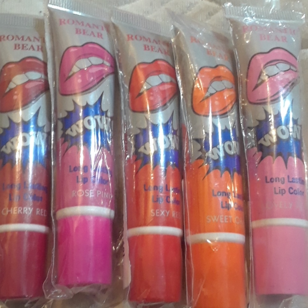 Romantic bear long lasting lip color